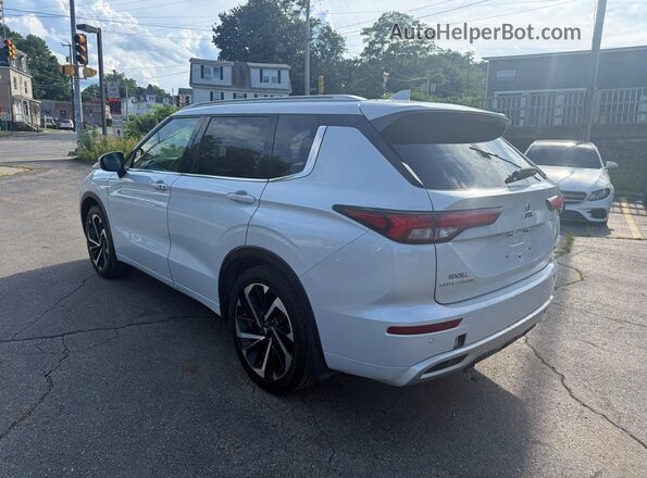 JA4J4VA8XNZ082150 2022 MITSUBISHI OUTLANDER Белый 