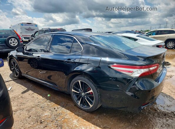 4T1B61HK8JU562947 2018 TOYOTA CAMRY Black 