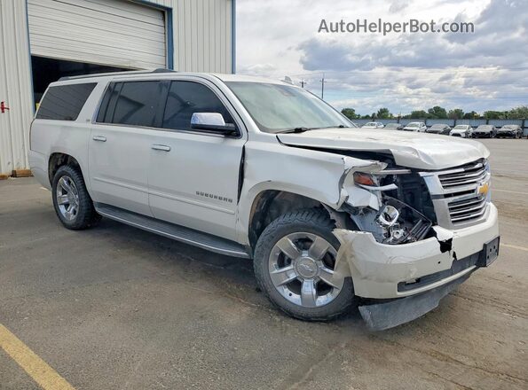 1GNSKJKC2GR169529 2016 CHEVROLET SUBURBAN White Widok z przodu