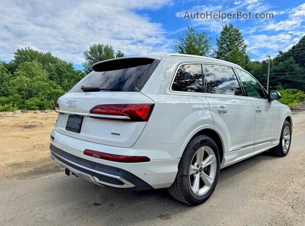 WA1AJAF7XMD018736 2021 AUDI Q7 White 
