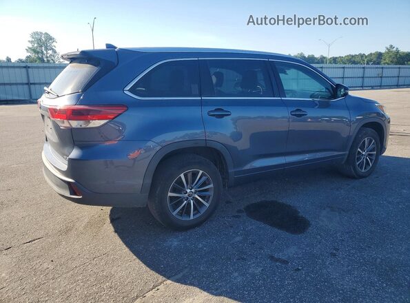 5TDKZRFH7JS280711 2018 TOYOTA HIGHLANDER Blue Delantero derecho