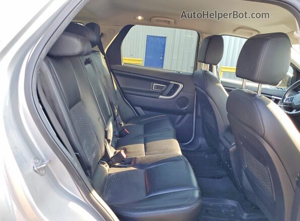 SALCP2BGXHH643413 2017 LAND ROVER DISCOVERY Silver უკანა სალონის ხედი