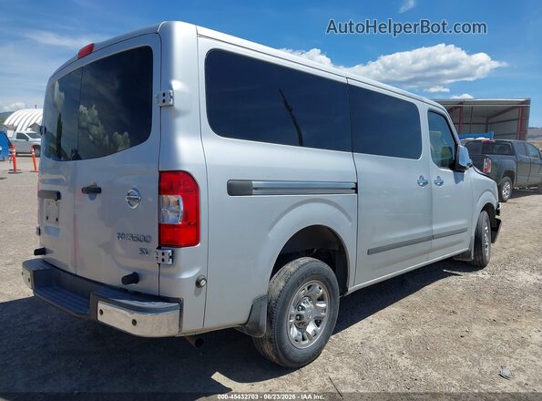 5BZBF0AA2JN852286 2018 NISSAN NV PASSENGER NV3500 HD Silver Задня права чверть