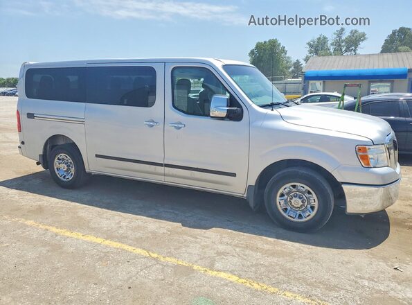 5BZBF0AA8HN853372 2017 NISSAN NV Silver Front right