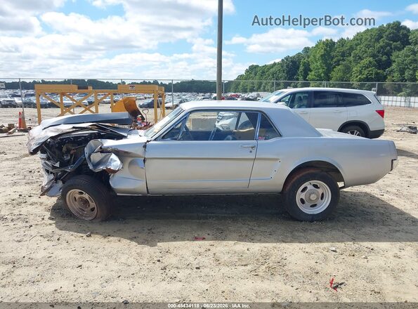 5F07U158045       1970 FORD MUSTANG Серебряный Панорамный вид салона 360°