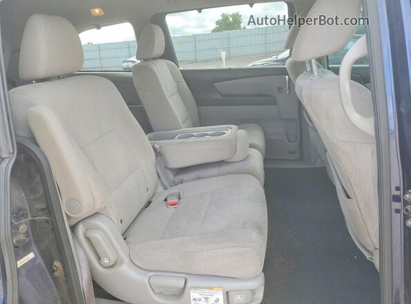 5FNRL5H30GB098761 2016 HONDA ODYSSEY Blue Rear interior view