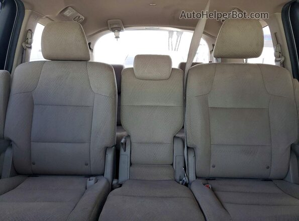 5FNRL5H38GB091282 2016 HONDA ODYSSEY White Rear seats view