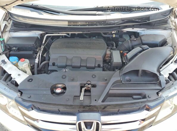 5FNRL5H38GB091282 2016 HONDA ODYSSEY White Engine compartment view
