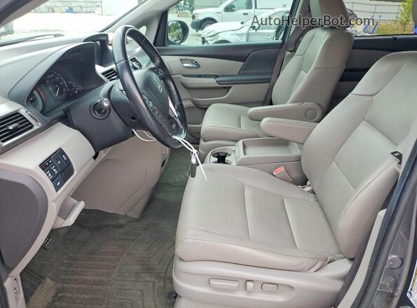 5FNRL5H62HB018419 2017 HONDA ODYSSEY Gray Front interior view
