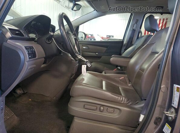 5FNRL5H63GB087134 2016 HONDA ODYSSEY Gray Widok wnętrza z przodu