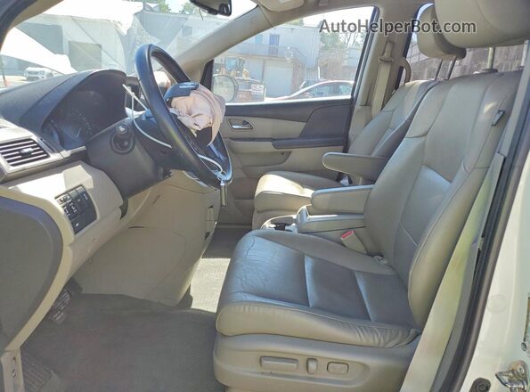 5FNRL5H65HB008466 2017 HONDA ODYSSEY White 