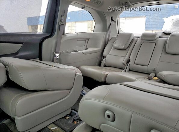 5FNRL5H91HB016137 2017 HONDA ODYSSEY Gray 