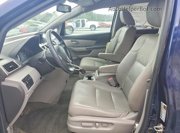 5FNRL5H95HB017985 2017 HONDA ODYSSEY Синий Вид салона спереди