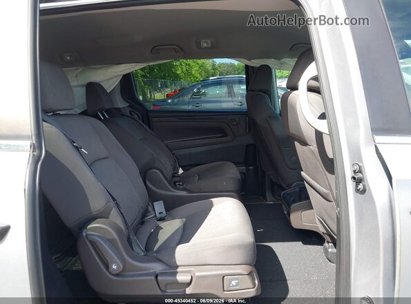 5FNRL6H2XJB105896 2018 HONDA ODYSSEY Silver VIN կոդի պիտակի տեսք