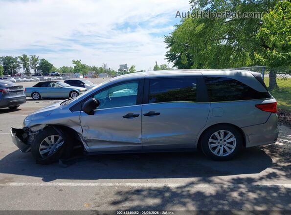 5FNRL6H2XJB105896 2018 HONDA ODYSSEY Silver Սալոնի 360 աստիճան տեսք