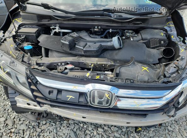 5FNRL6H50JB086205 2018 HONDA ODYSSEY Gray Widok wnętrza z tyłu