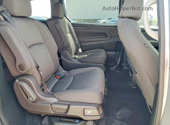 5FNRL6H50KB001882 2019 HONDA ODYSSEY Silver 