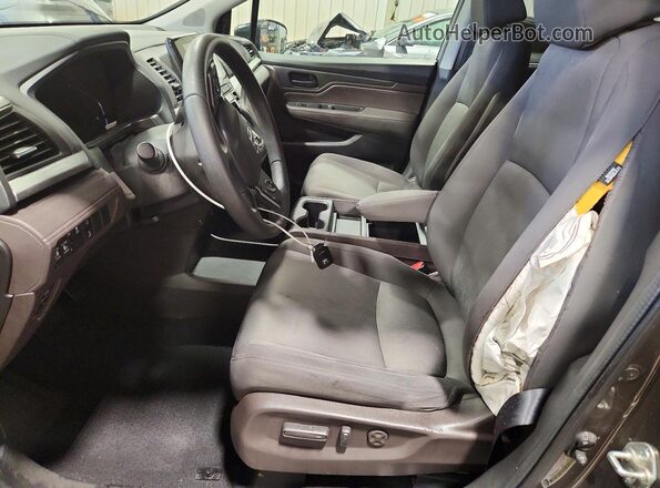 5FNRL6H54JB081461 2018 HONDA ODYSSEY Gray Front interior view