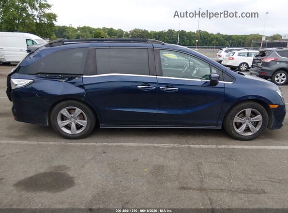 5FNRL6H55JB046248 2018 HONDA ODYSSEY Dark Blue Widok wnętrza z tyłu