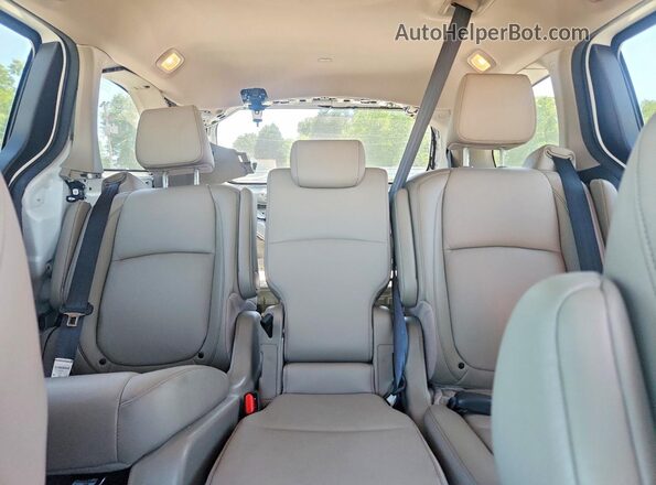 5FNRL6H61RB035574 2024 HONDA ODYSSEY Белый Вид задних сидений