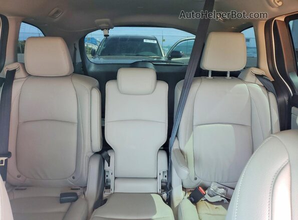 5FNRL6H61SB011880 2025 HONDA ODYSSEY White Հետևի նստատեղերի տեսք