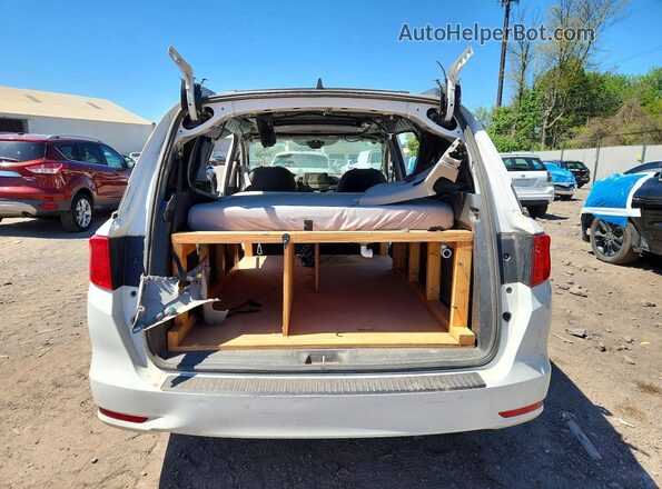 5FNRL6H63RB064994 2024 HONDA ODYSSEY White Rear view