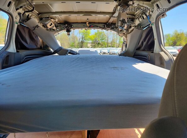 5FNRL6H63RB064994 2024 HONDA ODYSSEY White Rear seats view