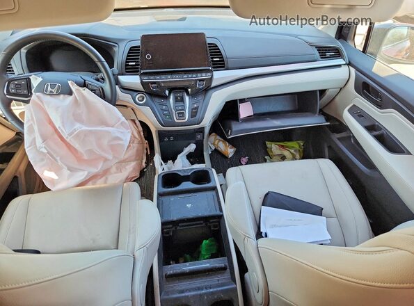 5FNRL6H67SB007963 2025 HONDA ODYSSEY Red Vista del salpicadero