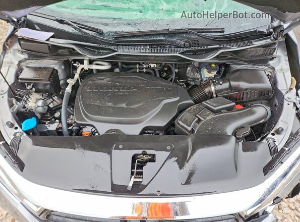 5FNRL6H69RB008994 2024 HONDA ODYSSEY Silver ძრავის განყოფილების ხედი