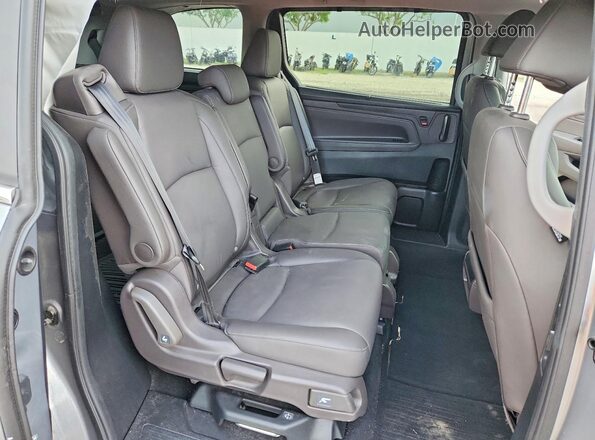 5FNRL6H69RB060836 2024 HONDA ODYSSEY Silver 