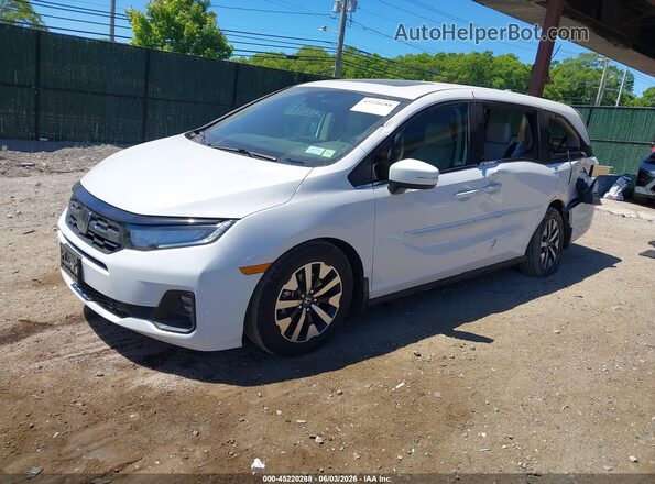 5FNRL6H6XSB069289 2025 HONDA ODYSSEY White Առջևի ձախ երեք քառորդ տեսարան