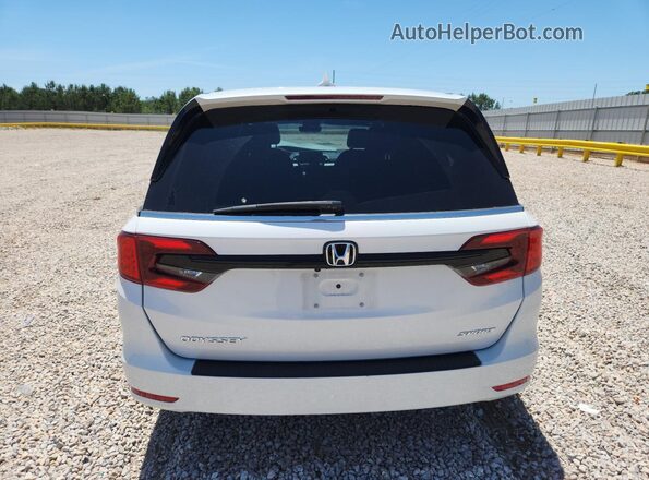 5FNRL6H70PB050430 2023 HONDA ODYSSEY White Rear view