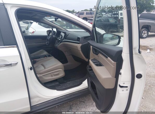 5FNRL6H71JB096307 2018 HONDA ODYSSEY White წინა სალონის ხედი