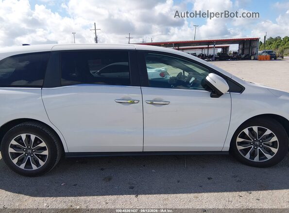 5FNRL6H71MB017058 2021 HONDA ODYSSEY White Widok wnętrza z tyłu