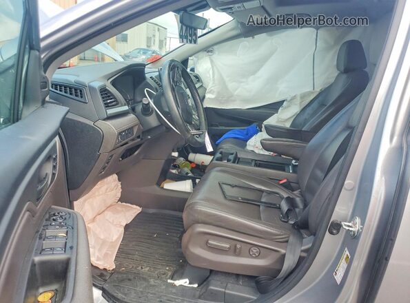 5FNRL6H72JB048296 2018 HONDA ODYSSEY Silver Սալոնի դիմացի տեսք