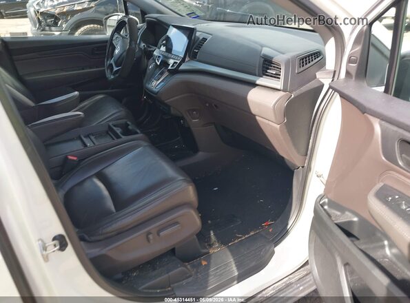 5FNRL6H72JB099393 2018 HONDA ODYSSEY White Widok wnętrza z przodu