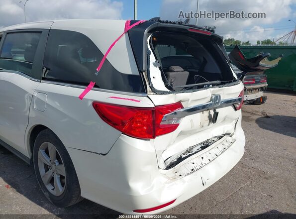 5FNRL6H72JB099393 2018 HONDA ODYSSEY White Widok z przodu
