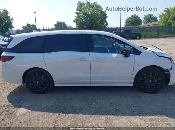 5FNRL6H73SB008567 2025 HONDA ODYSSEY Белый Вид задней части салона