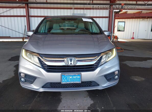 5FNRL6H74JB072082 2018 HONDA ODYSSEY Silver Սալոնի հետևի տեսք