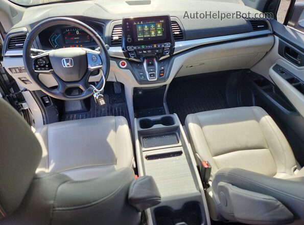 5FNRL6H75JB031346 2018 HONDA ODYSSEY Silver Vista del salpicadero