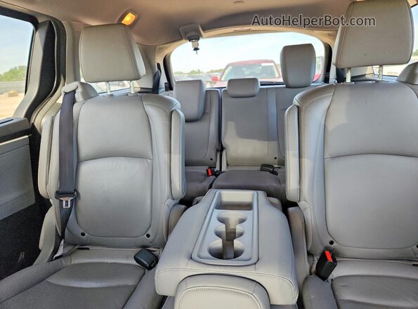 5FNRL6H75JB031346 2018 HONDA ODYSSEY Silver Vista de los asientos traseros