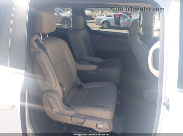 5FNRL6H75NB064918 2022 HONDA ODYSSEY White VIN sticker view