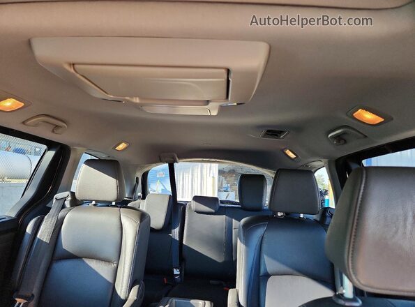 5FNRL6H77KB137105 2019 HONDA ODYSSEY Gray Rear seats view