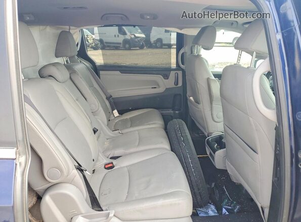 5FNRL6H78JB100675 2018 HONDA ODYSSEY Blue უკანა სალონის ხედი