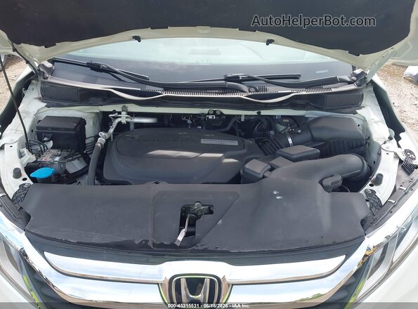 5FNRL6H79JB044410 2018 HONDA ODYSSEY White Rear view