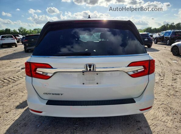 5FNRL6H79JB060445 2018 HONDA ODYSSEY White Rear view