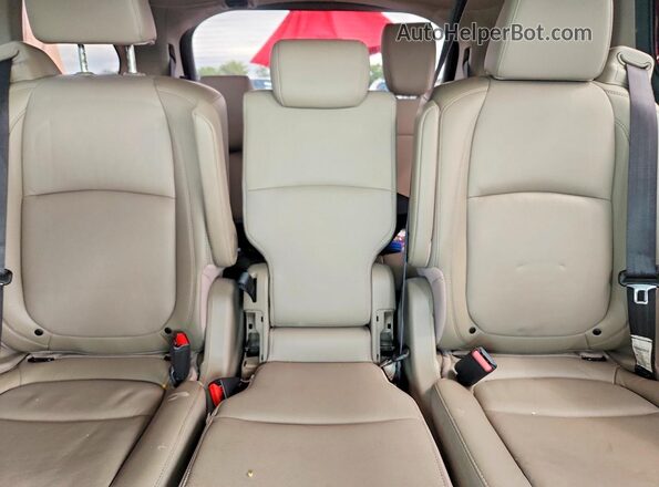 5FNRL6H79KB125330 2019 HONDA ODYSSEY Maroon Rear seats view