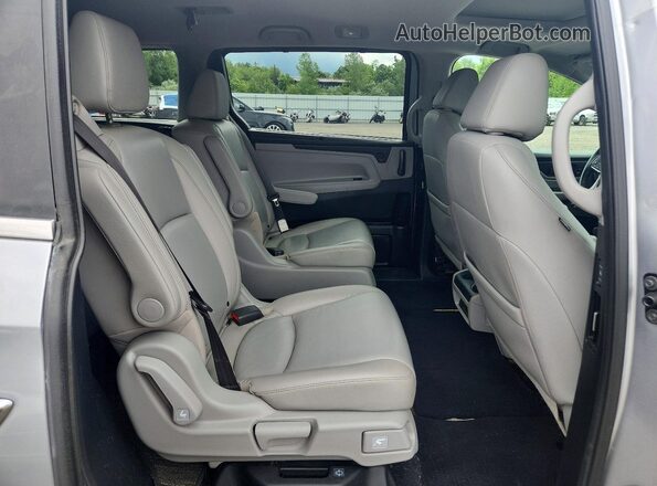 5FNRL6H79MB039292 2021 HONDA ODYSSEY Silver Սալոնի հետևի տեսք