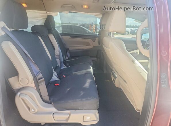5FNRL6H7XJB091493 2018 HONDA ODYSSEY Burgundy Vista interior trasera