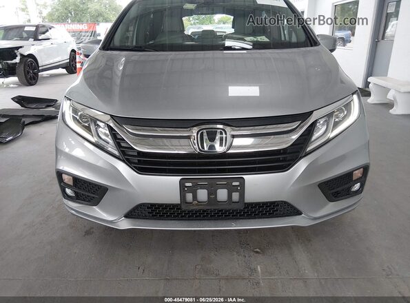 5FNRL6H7XJB107921 2018 HONDA ODYSSEY Silver Вид щитка приладів